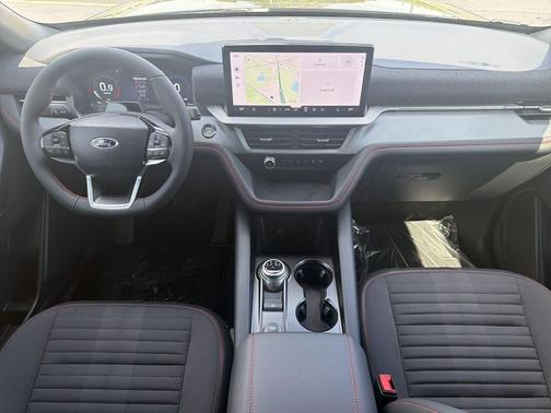 Agate Black Metallic 2026 Ford Explorer ST-Line