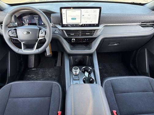 Agate Black Metallic 2026 Ford Explorer Tremor