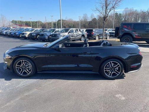 2022 Ford Mustang EcoBoost Premium