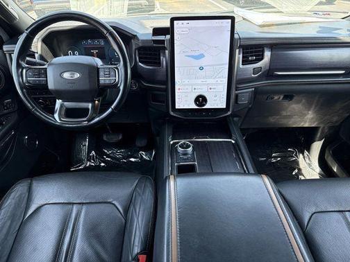 2022 Ford Expedition Max Platinum
