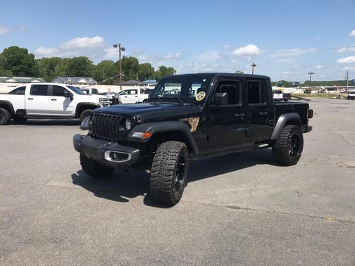 Black Clearcoat 2023 Jeep Gladiator Sport