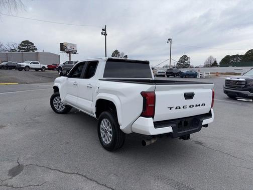 2024 Toyota Tacoma SR5