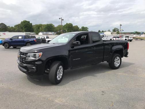 Black 2022 Chevrolet Colorado LT