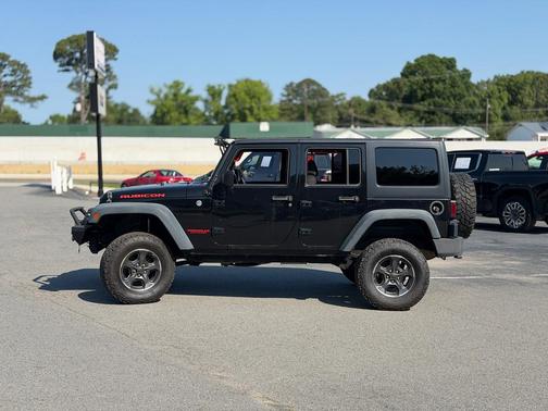 Black Clearcoat 2015 Jeep Wrangler Unlimited Rubicon