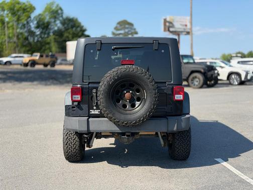 Black Clearcoat 2015 Jeep Wrangler Unlimited Rubicon