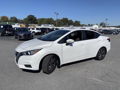 2021 Nissan Versa 1.6 SV