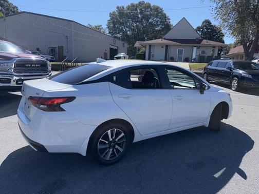 2021 Nissan Versa 1.6 SV