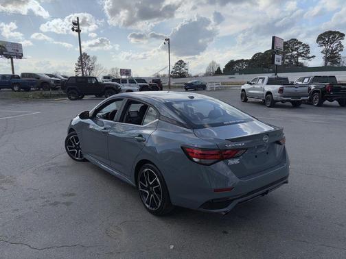 2025 Nissan Sentra SR