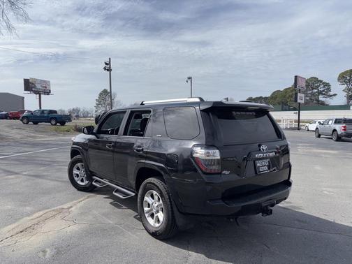2020 Toyota 4Runner SR5