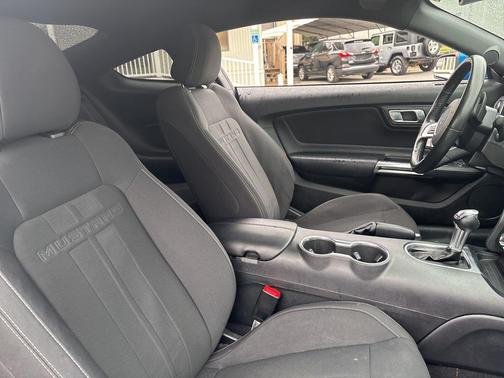 2020 Ford Mustang EcoBoost