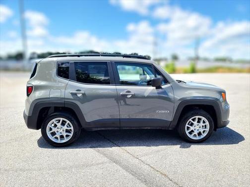 2022 Jeep Renegade Latitude