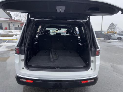 2023 Jeep Wagoneer Series I 4x4