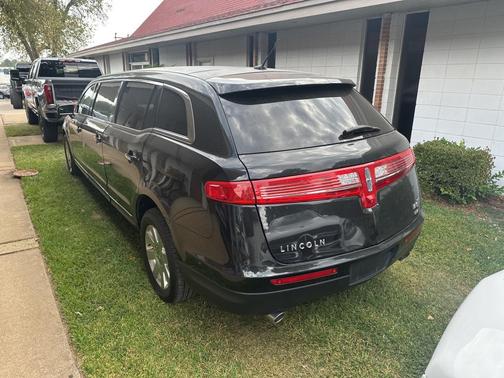 2014 Lincoln MKT Limo/Hearse