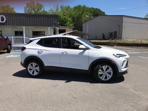 Summit White 2024 Buick Encore GX Preferred