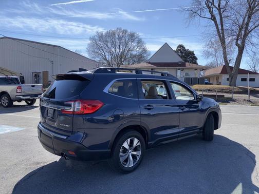 2024 Subaru Ascent Premium 7-Passenger