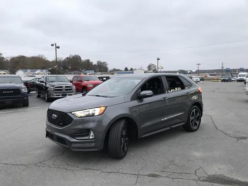 2022 Ford Edge ST