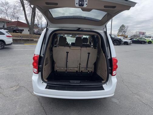 2016 Dodge Grand Caravan AVP/SE