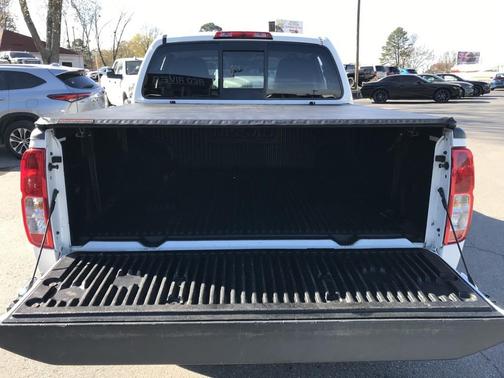 2018 Nissan Frontier SV