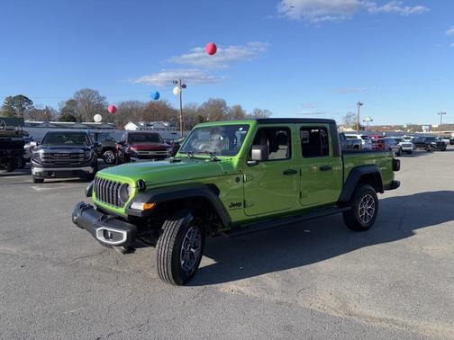 2025 Jeep Gladiator Sport S