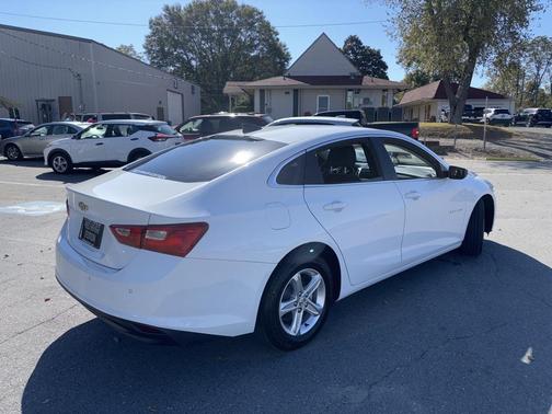 2023 Chevrolet Malibu 1LS