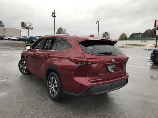 2020 Toyota Highlander XLE
