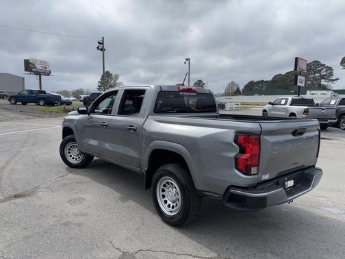 2024 Chevrolet Colorado WT
