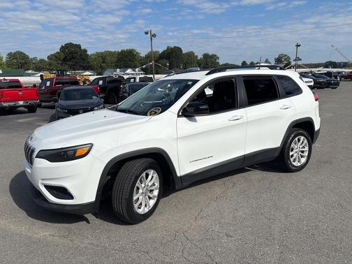 2022 Jeep Cherokee Latitude Lux