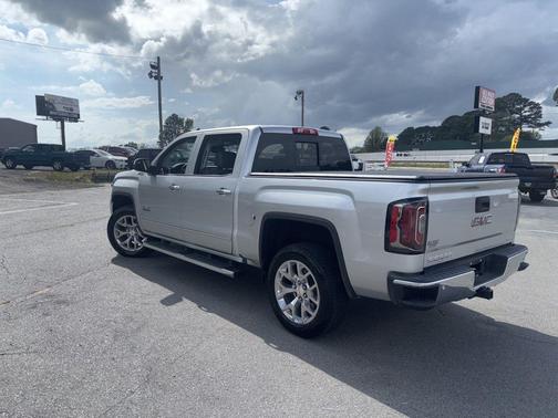 Quicksilver Metallic 2018 GMC Sierra 1500 SLT