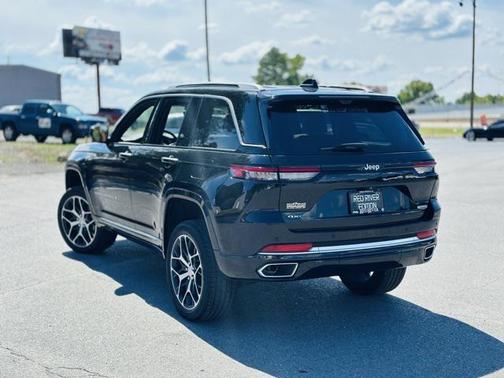 2024 Jeep Grand Cherokee 4xe Summit Reserve
