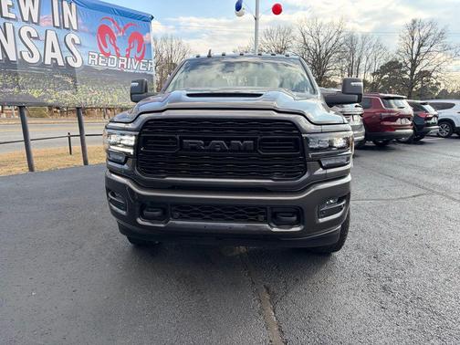 2024 RAM 3500 Limited Crew Cab 4x4 6'4' Box