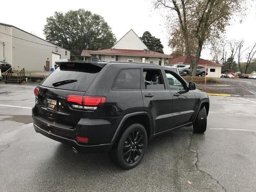 2018 Jeep Grand Cherokee Altitude
