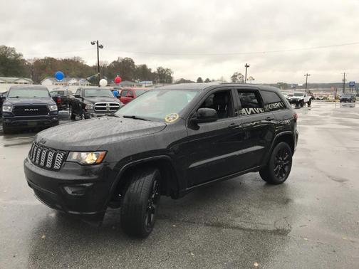 2018 Jeep Grand Cherokee Altitude