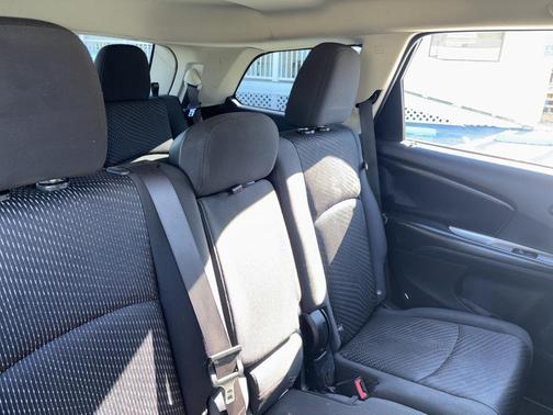 2020 Dodge Journey SE Value
