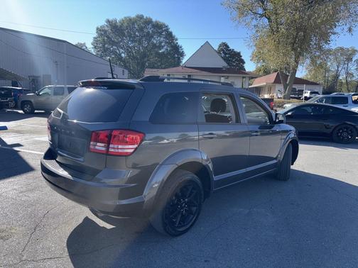 2020 Dodge Journey SE Value