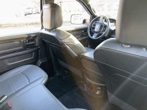 2022 RAM 2500 Tradesman Crew Cab 4x4 8' Box