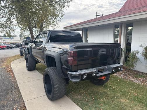 2018 Chevrolet Silverado 1500 2LT