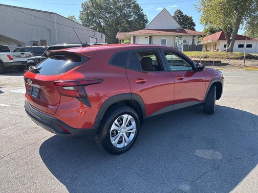 2024 Chevrolet Trax LS
