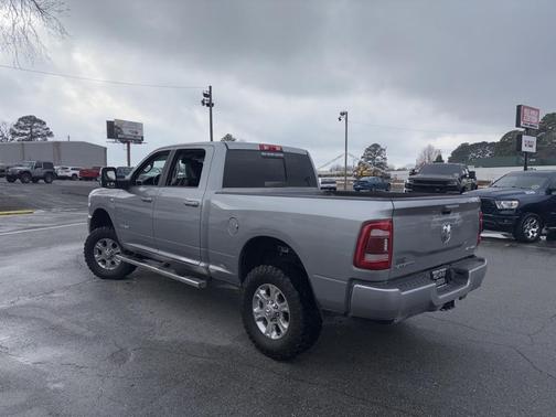 2024 RAM 2500 Laramie Crew Cab 4x4 6'4' Box