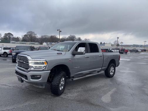 2024 RAM 2500 Laramie Crew Cab 4x4 6'4' Box