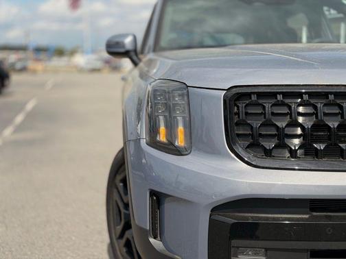 Everlasting Silver 2024 Kia Telluride SX Prestige X-Line