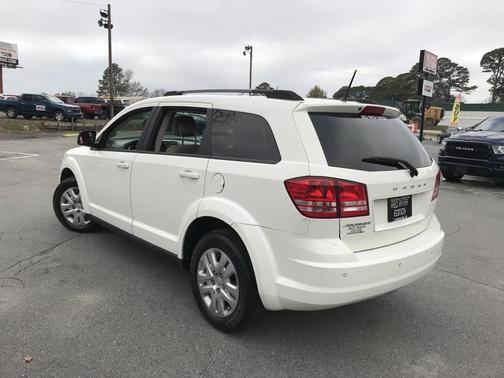 2020 Dodge Journey SE Value