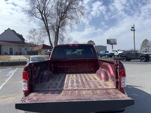 2024 RAM 2500 Tradesman Crew Cab 4x4 6'4' Box