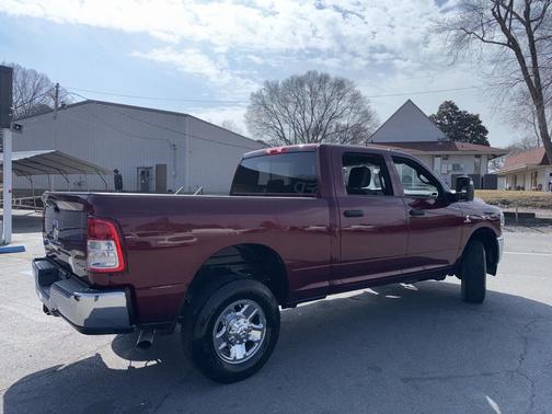 2024 RAM 2500 Tradesman Crew Cab 4x4 6'4' Box