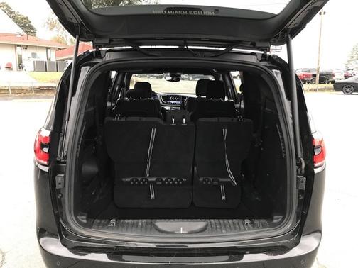 2023 Chrysler Pacifica Touring