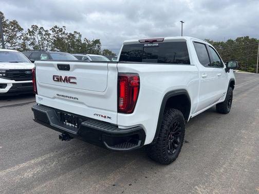 2023 GMC Sierra 1500 AT4X