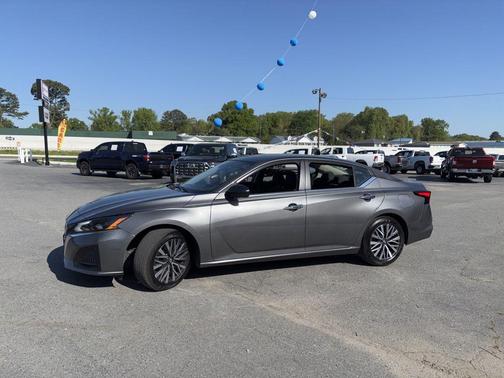 Gun Metallic 2025 Nissan Altima 2.5 SV