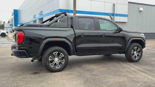 Onyx Black 2023 GMC Canyon AT4