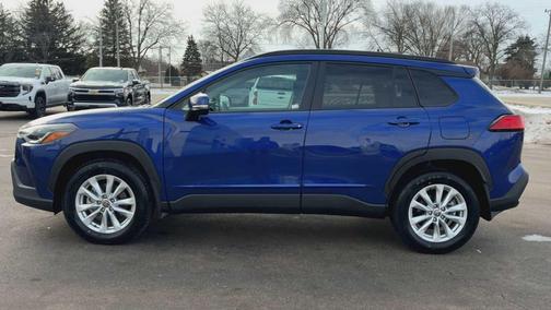 2023 Toyota Corolla Cross LE