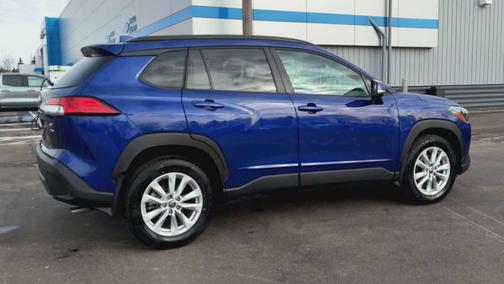 2023 Toyota Corolla Cross LE