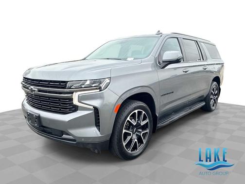 2022 Chevrolet Suburban RST
